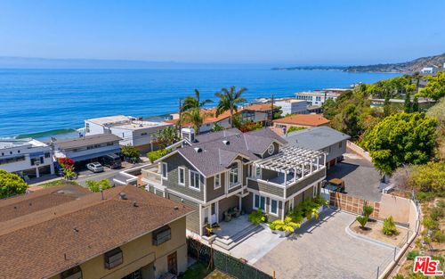25157 Malibu Rd, Malibu, CA, 90265-4638 | Card Image