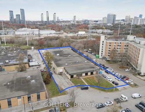 6 William Morgan Dr, East York, ON, M4H1E5 | Card Image