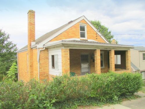 1705 N Walnut St, Ambridge, PA, 15003-1730 | Card Image