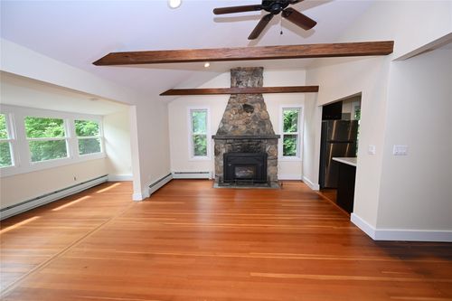 347 Lake Shore Rd, Putnam Valley, NY, 10579-1318 | Card Image