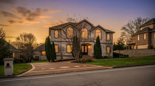 528 Ridgecrest Ln, Lebanon, TN, 37087-1362 | Card Image