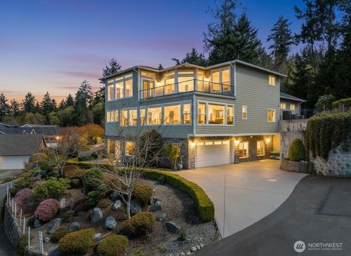 2318 Sunnyside Heights Dr, Steilacoom, WA, 98388-1365 | Card Image