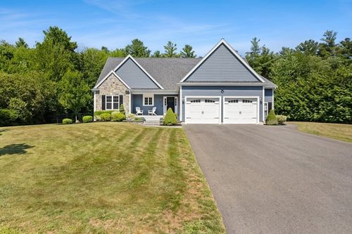 70 Cynthia Rd, Abington, MA, 02351-1195 | Card Image