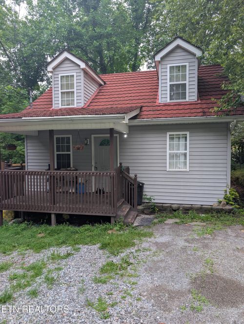 125 Cawood Ln, Middlesboro, KY, 40965-8657 | Card Image