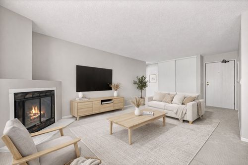 215-7601 W 101st St, Bloomington, MN, 55438-2539 | Card Image