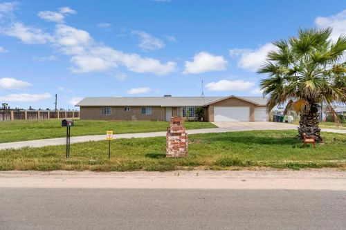 94 N Locan Ave, Fresno, CA, 93737-9748 | Card Image