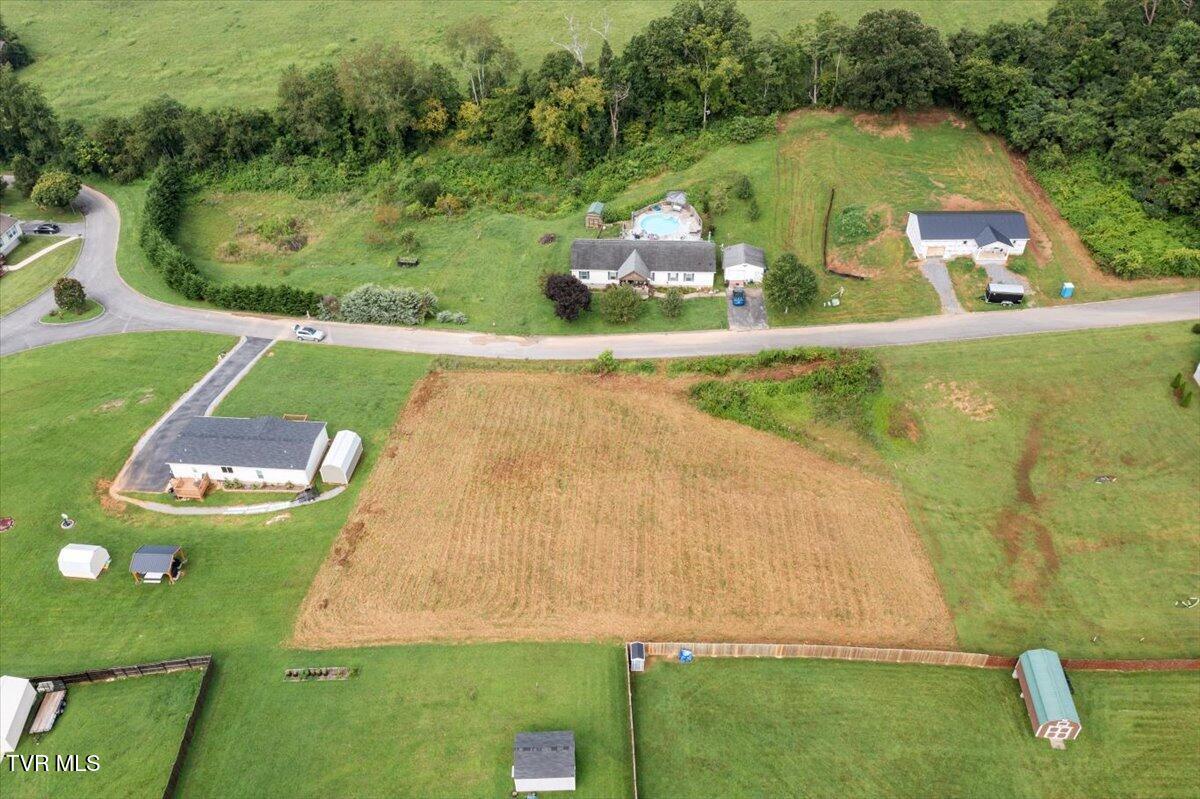 Land in Church Hill 5