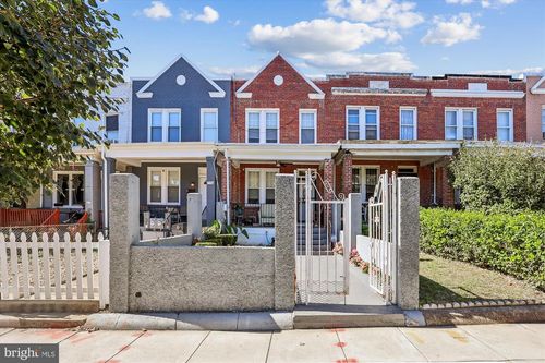 758 19th St Ne, WASHINGTON, DC, 20002-4767 | Card Image