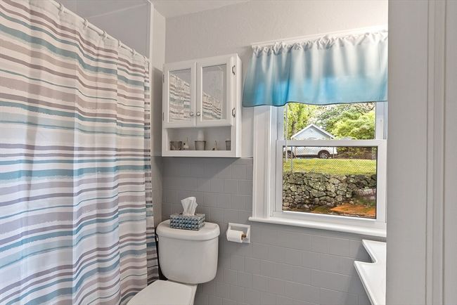 8 Manning Rd, House other with 3 bedrooms, 2 bathrooms and 1 parking in Lynn MA | Image 21