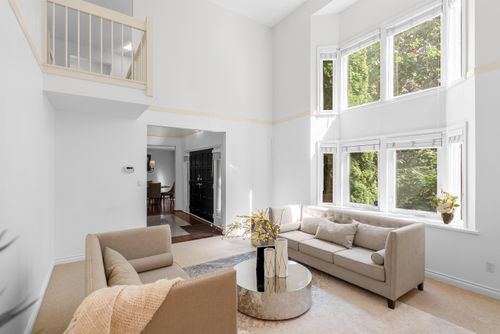 3985 W 14th Ave, Vancouver, BC, V6R2X2 | Card Image