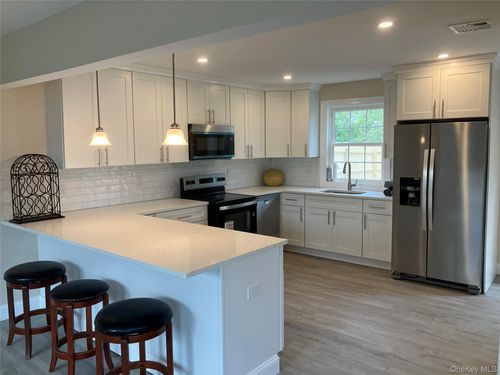 36 William St, Babylon, NY, 11702 | Card Image
