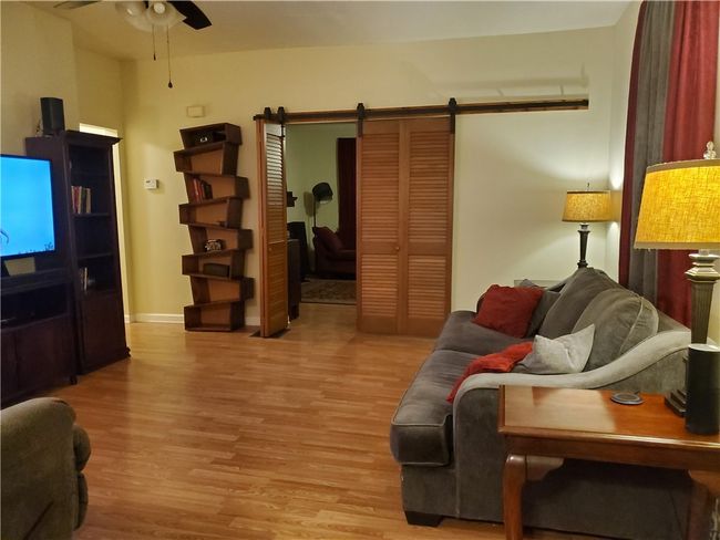 913 Amherst St, House other with 3 bedrooms, 2 bathrooms and 2 parking in Pittsburgh PA | Image 7