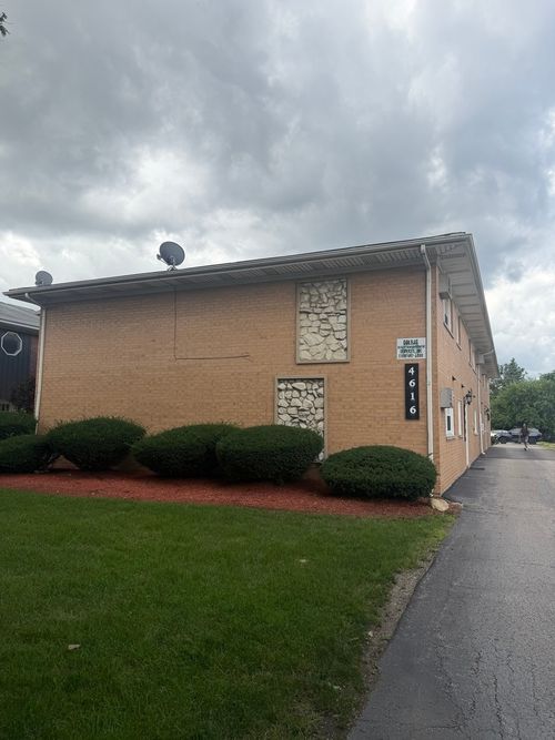 2d-4616 Maple Avenue, Brookfield, IL, 60513 | Card Image