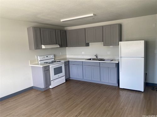 304-311 Puuhue Pl, Honolulu, HI, 96817-6218 | Card Image
