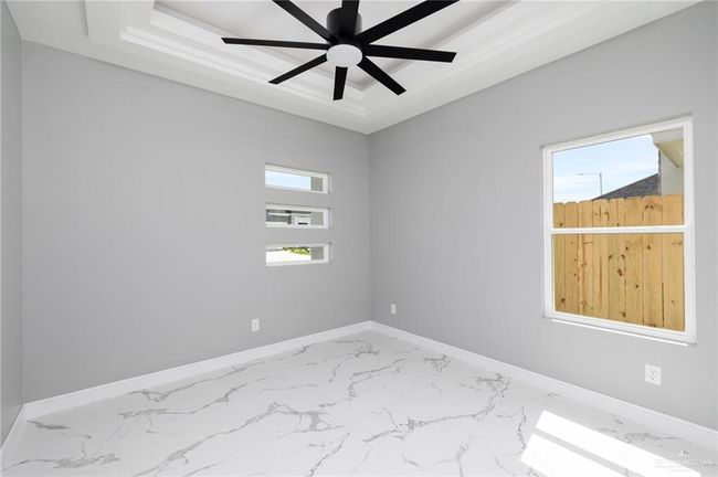 1105 Lorelai Dr, House other with 4 bedrooms, 3 bathrooms and 2 parking in San Juan TX | Image 11