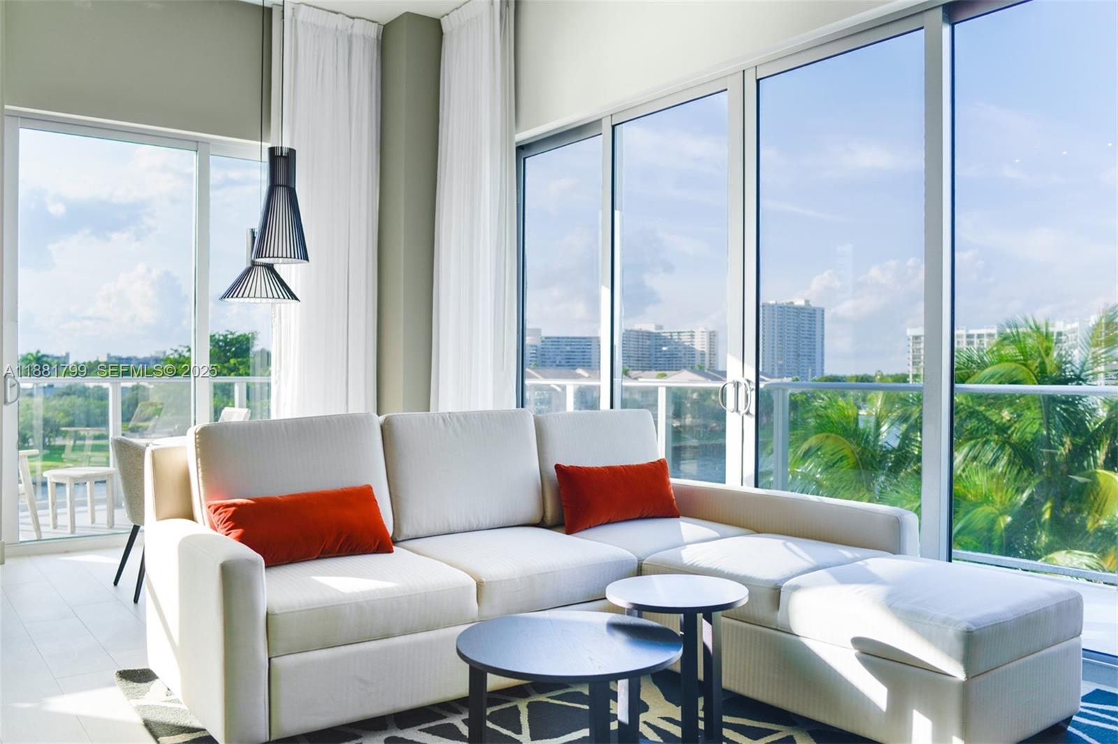 Residential in Hollywood 3