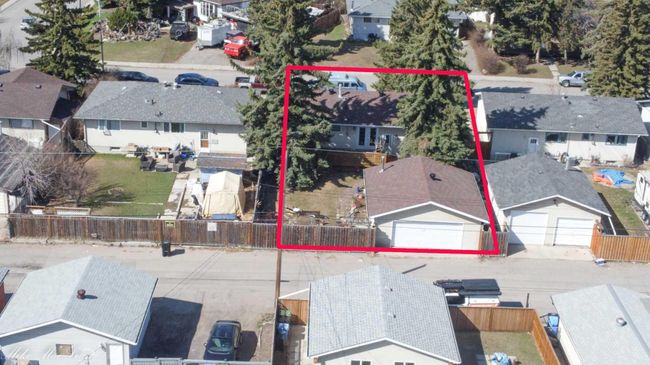 104 Marbrooke Circle Ne, Home with 3 bedrooms, 2 bathrooms and 2 parking in Calgary AB | Image 5