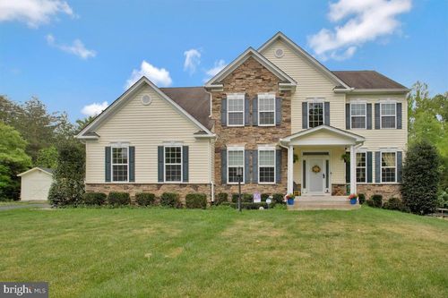 15 Burke Dr, Fredericksburg, VA, 22406-4974 | Card Image