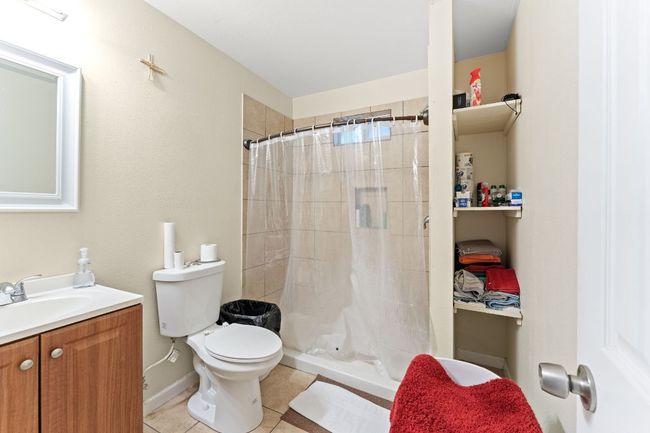300 Walker St, House other with 3 bedrooms, 2 bathrooms and 1 parking in Smithville TX | Image 12