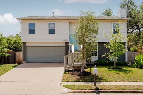 11016 Hard Rock Rd, Austin, TX, 78750-1552 | Card Image