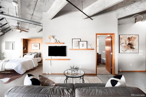 apt-2008-100 Park Ave W, Denver, CO, 80205-3276 | Card Image