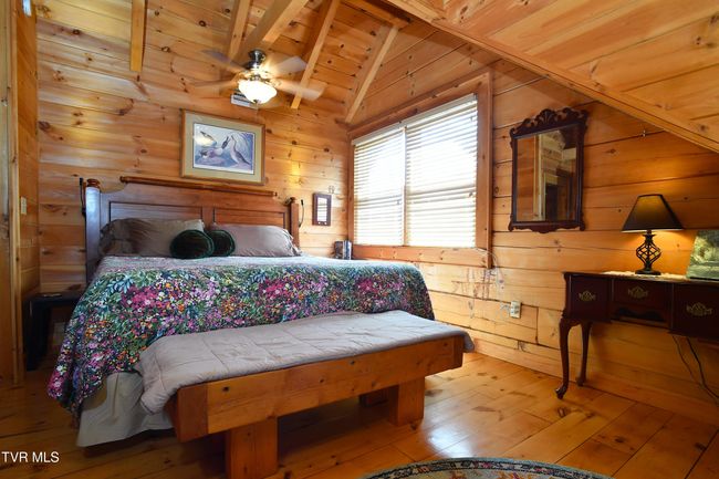 308 Walnut Mountain Farms Loop, House other with 4 bedrooms, 3 bathrooms and null parking in Roan Mountain TN | Image 15
