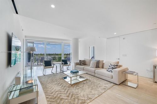 apt-406-9001 Collins Ave, Surfside, FL, 33154-3231 | Card Image