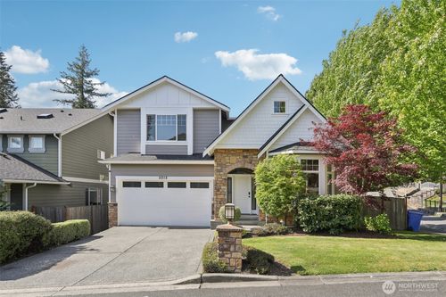 5015 240th Pl Se, Sammamish, WA, 98029-6305 | Card Image