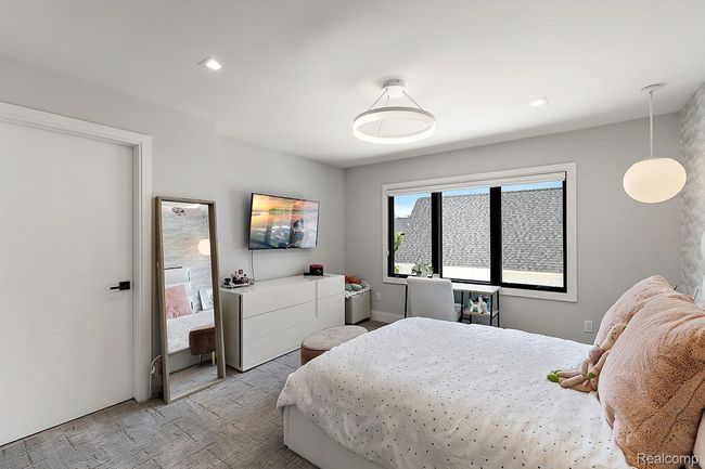 212 Enclave-102.jpg | Image 32