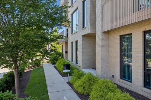 542-542 Little Channing Way, Nashville, TN, 37212-2551 | Card Image