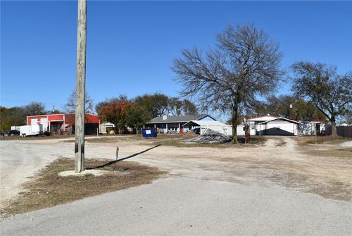 1056 E I35 Highway, Abbott, TX, 76621 | Card Image