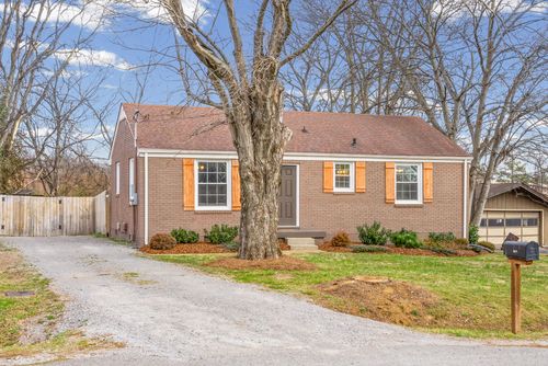 102 Desoto Dr, Nashville, TN, 37210-5106 | Card Image