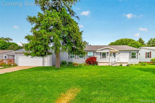 12239 Maple Creek Ct, South Lyon, MI, 48178-6601 | Card Image