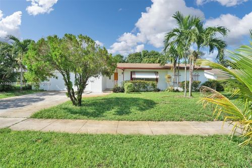 4411 Nw 14th St, Lauderhill, FL, 33313-5616 | Card Image