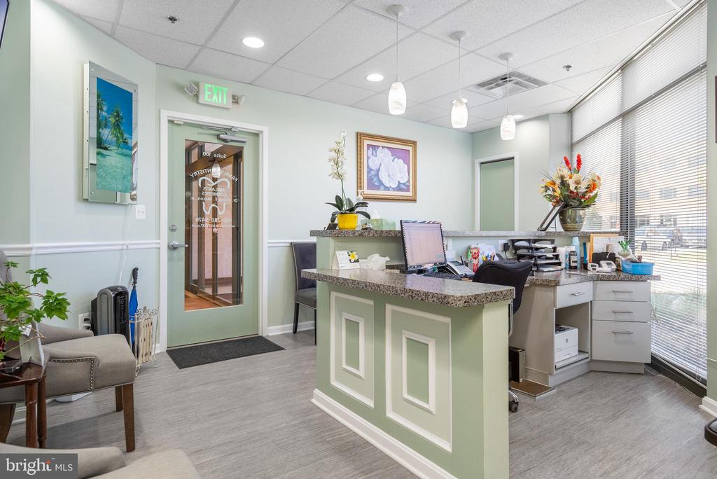 Business Opportunity in ROSEDALE 3