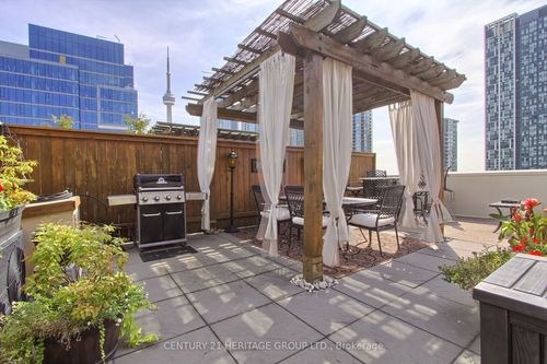 ph6-550 Front St W, Toronto, ON, M5V3N5 | Card Image