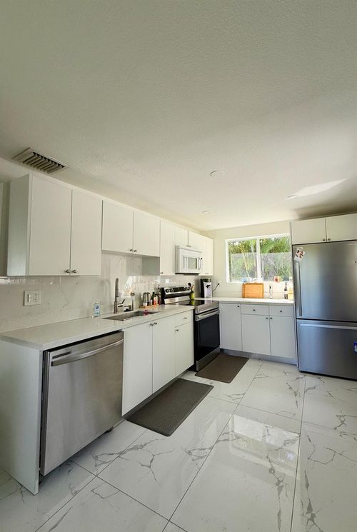 8321 Sw 46th St, Miami, FL, 33155-4204 | Card Image