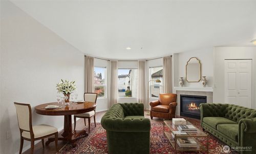 apt-502-8823 Holly Dr, Everett, WA, 98208-1843 | Card Image