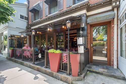 10 Queen St, Niagara on the Lake, ON, L0S1J0 | Card Image