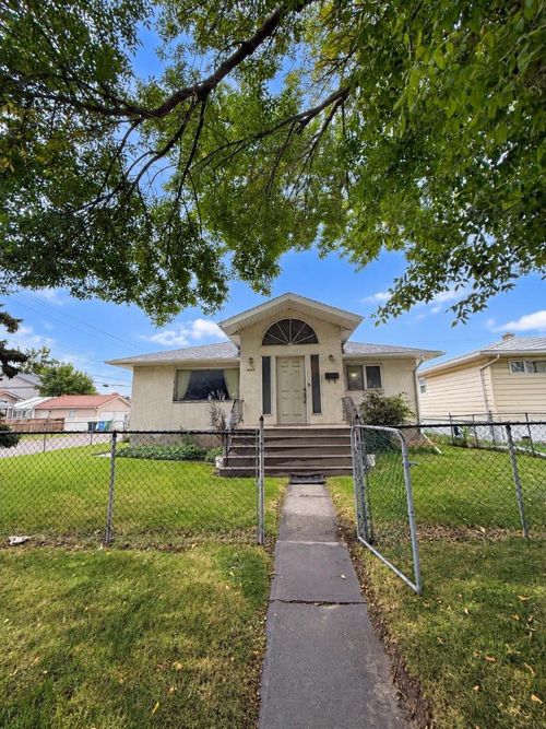 1432 Russet Rd Ne, Calgary, AB, T2E5L6 | Card Image