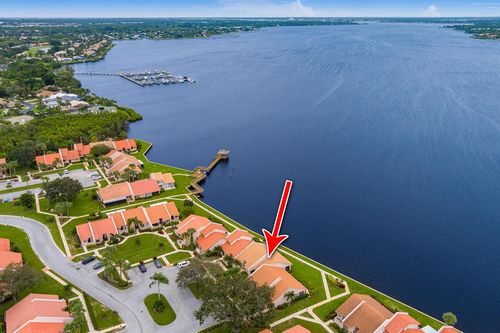 3513 Se Sandpiper Cir, Port Saint Lucie, FL, 34952-6120 | Card Image