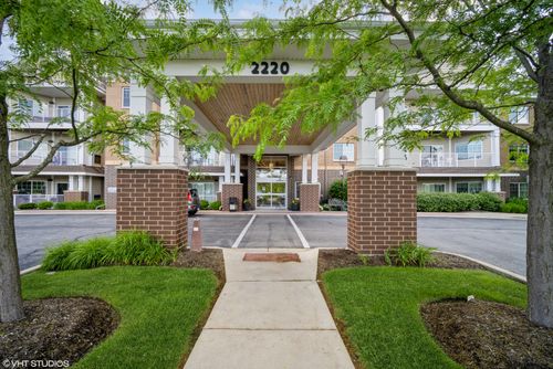 apt-116-2220 Founders Dr, Northbrook, IL, 60062-5469 | Card Image