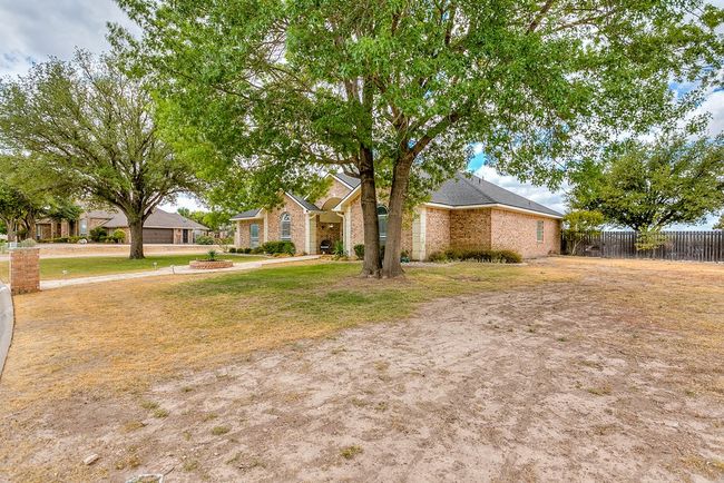 1001 Avondale Ave, House other with 4 bedrooms, 3 bathrooms and null parking in San Angelo TX | Image 5