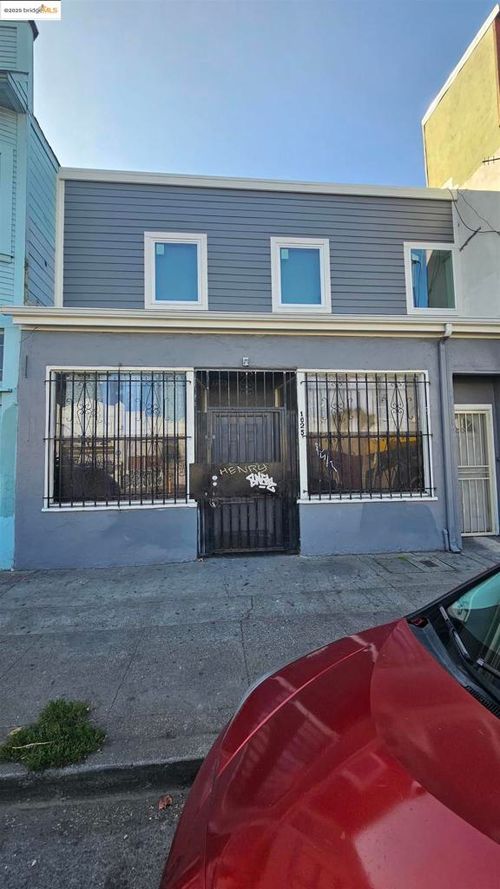 1625 International Blvd, Oakland, CA, 94606-2287 | Card Image