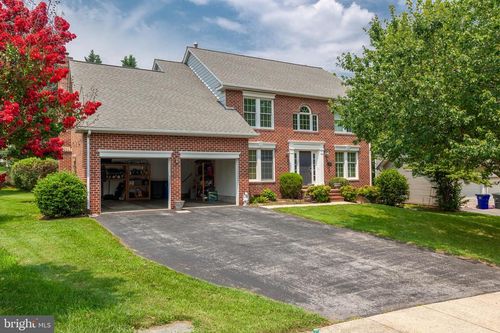 2425 Hunters Chase Ct, FREDERICK, MD, 21702-2619 | Card Image