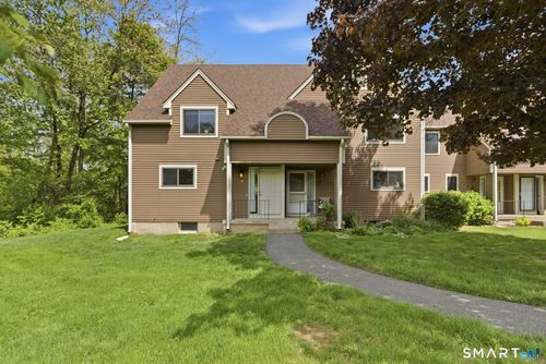 19-19 Mallard Cir, Tariffville, CT, 06081-9673 | Card Image