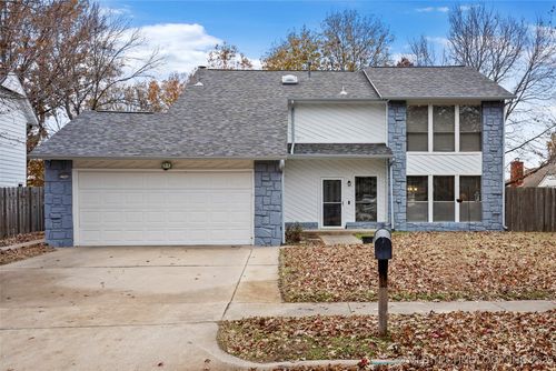 2904 W Canton St, Broken Arrow, OK, 74012-0823 | Card Image