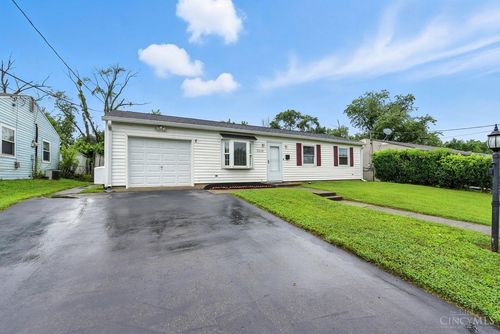 3246 Ainsworth Dr, Colerain Twp, OH, 45251-2100 | Card Image