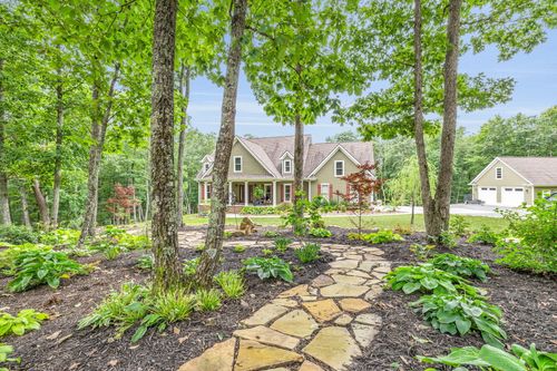 3362 Clear Brooks Dr, Signal Mountain, TN, 37377-7525 | Card Image