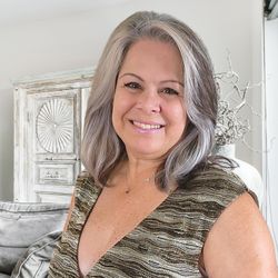 Leslie Huggins